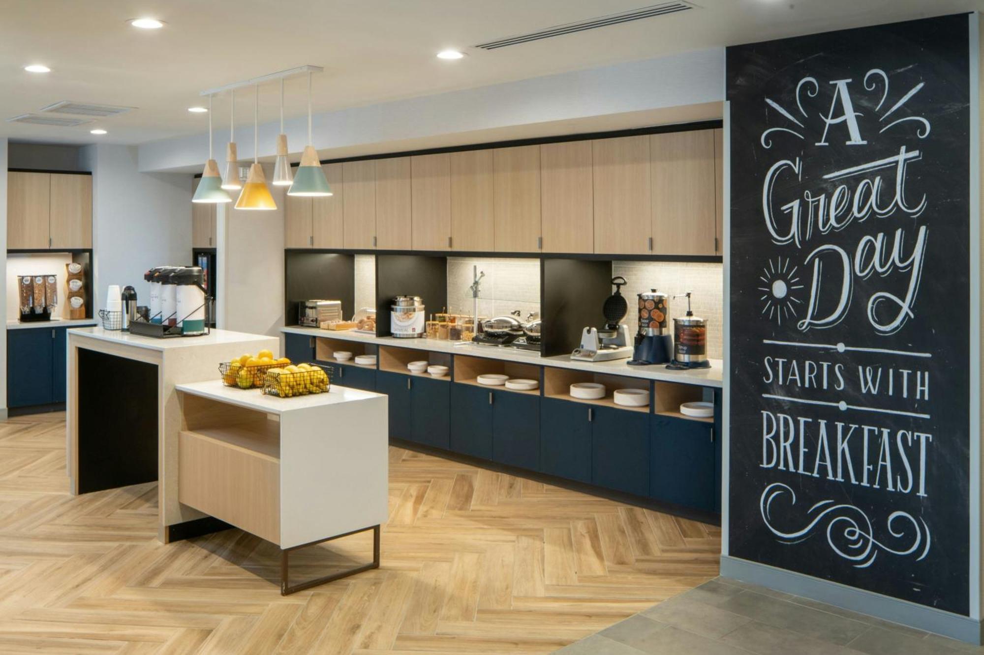 Towneplace Suites By Marriott Pensacola West I-10 Ferry Pass Bagian luar foto