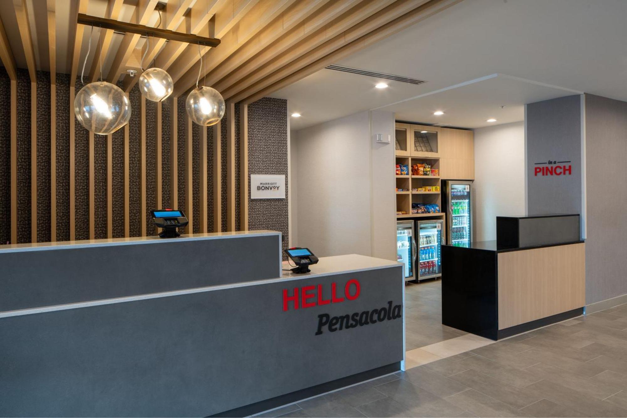 Towneplace Suites By Marriott Pensacola West I-10 Ferry Pass Bagian luar foto